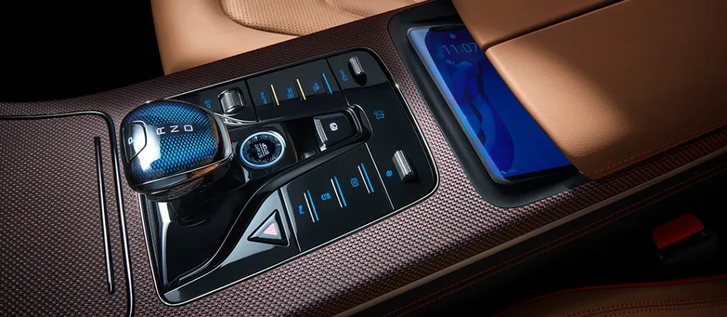 BYD Console, a energia do BYD Han EV nas suas mãos