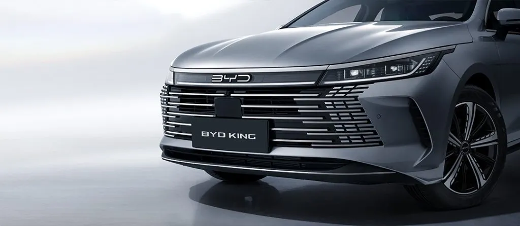 BYD KING – Grade frontal com personalidade e força